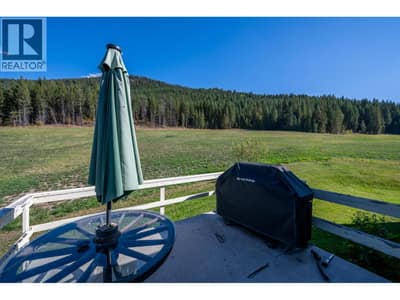 1672 Chase Falkland Road, Chase