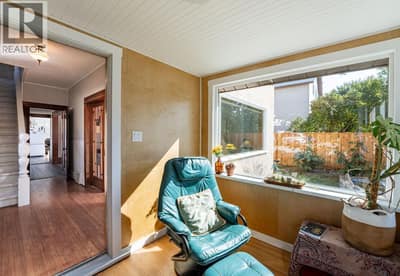 204 Third Street E, Revelstoke
