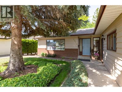 2434 Rhondda Crescent, Kelowna