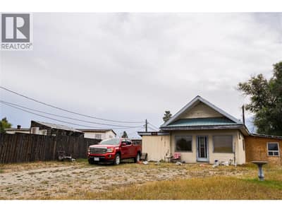 6598 Larch Road, Wasa