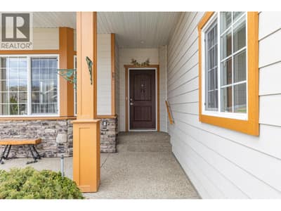 2092 Clover Drive, West Kelowna
