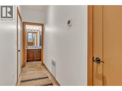 306 Creekview Road Unit# 14, Apex Mountain