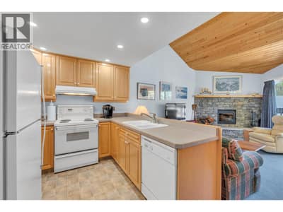 330 Strayhorse Road Unit# 318, Apex Mountain