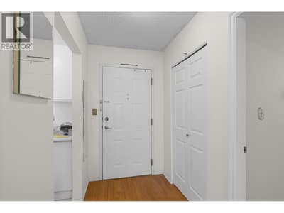 1056 Bernard Avenue Unit# 307, Kelowna