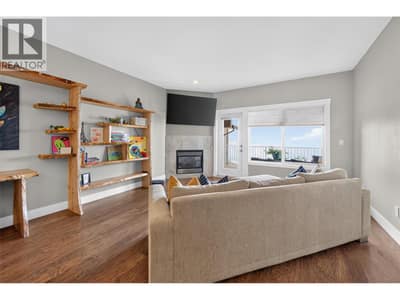 1040 Mt Revelstoke Place Unit# 14 Lot# 20, Vernon
