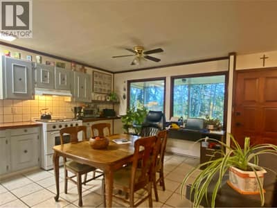 541 24 Highway, Little Fort