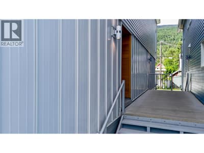 410 Fourth Street W, Revelstoke