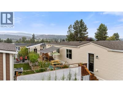 A well-maintained 2017 home with mountain views in the backdrop.