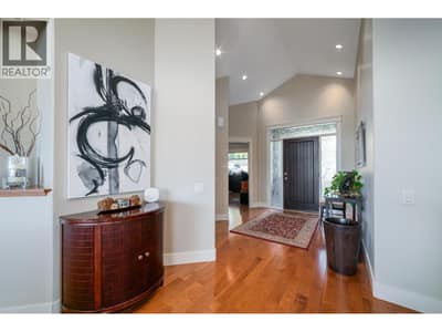 708 Traditions Crescent, Kelowna