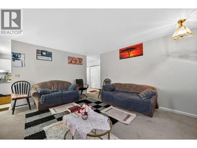 2070/2072 WESTSYDE Road, Kamloops