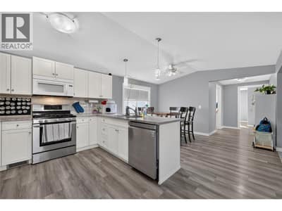 3381 Village Green Way Unit# 36, West Kelowna