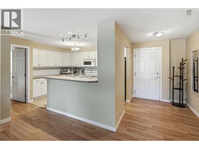 515 Houghton Road Unit# 220, Kelowna