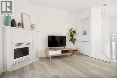 2009-2011 Richter Street, Kelowna