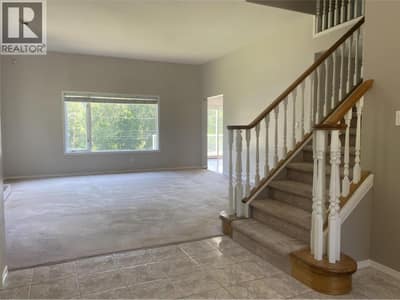 7594 2nd Street, Grand Forks