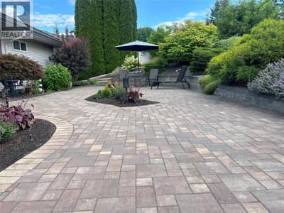 2595 Golf Course Drive, Blind Bay
