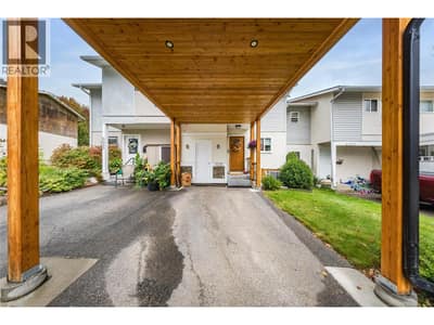 3315 LAUREL Crescent, Trail