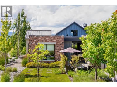 One-level Corner Lot at the End of a Quiet Cul-de-sac