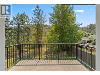 8901 Grizzly Crescent, Kamloops