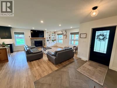 5308 49 Street, Pouce Coupe