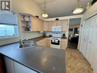 7559 Columbia Avenue Unit# 4, Radium Hot Springs