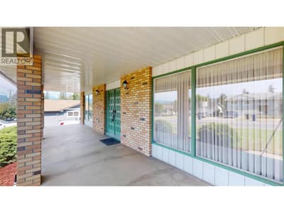 2608 2nd Street S, Cranbrook