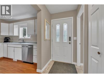 8710 Prairie Valley Road Unit# 4, Summerland