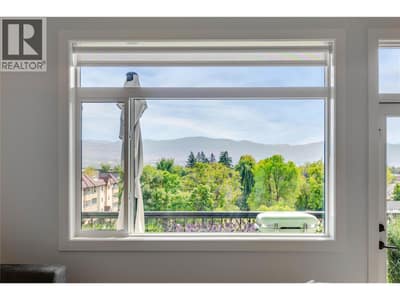 Enjoy the views of the mountains from each room in the condo and off the deck!