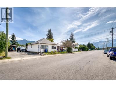 1052 6TH Avenue, Fernie
