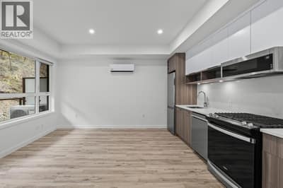 1 Bedroom, 1 Bathroom Home
