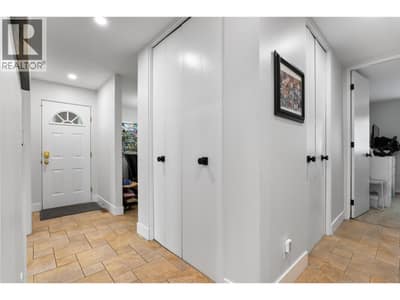 384 Arrowstone Drive, Kamloops