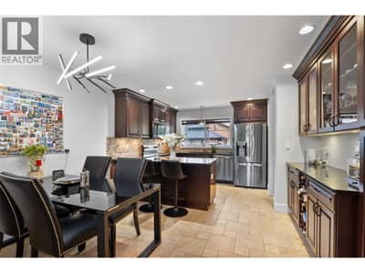 384 Arrowstone Drive, Kamloops