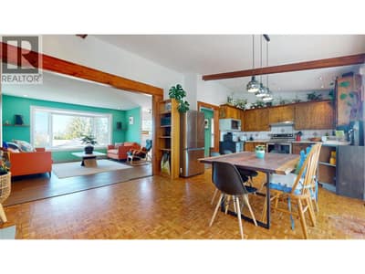 3401 Mount Royal Drive N, Cranbrook