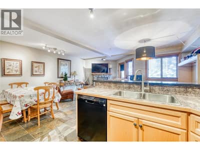 360 Strayhorse Road Unit# 3, Apex Mountain