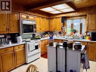 1365 Granary Road, Creston