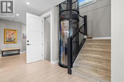 3352 Hawks Crescent, West Kelowna