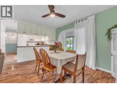 7513 CREST-A-WAY Road, Oliver