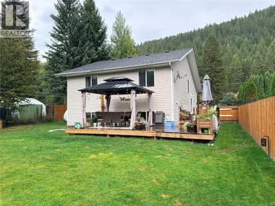 699 STRATHMORE Avenue, Greenwood