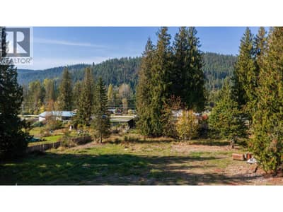 16078 Highway 3A, Crawford Bay
