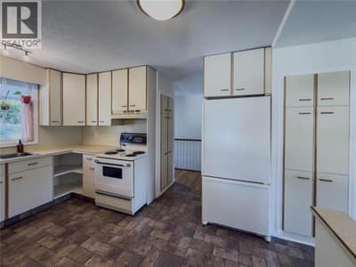 1595 MT DUFFERIN Avenue, Kamloops