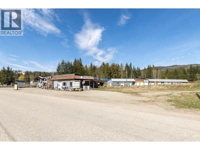 5755 Mellor Frontage Road, Salmon Arm