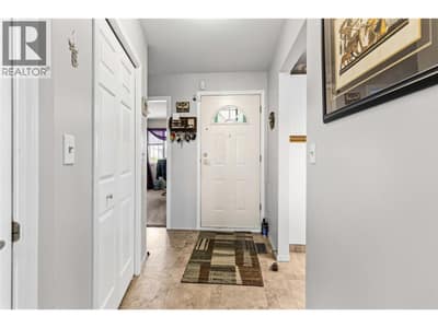 Welcoming entry way