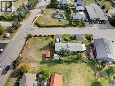 1230 Shuswap Avenue, Sicamous