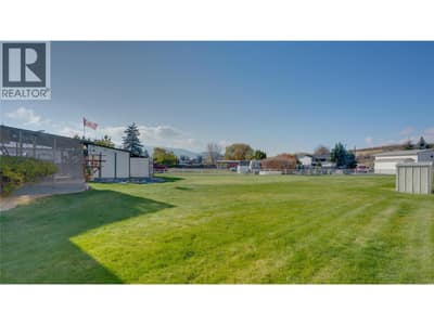 5595 27 Avenue, Vernon