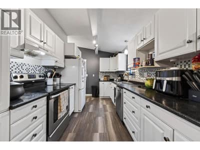 859 DEVER Drive, Kamloops