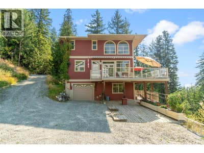 7666 Lichen Road, Anglemont