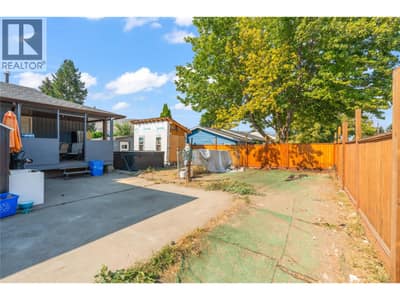 5503 South Vernon Court, Vernon