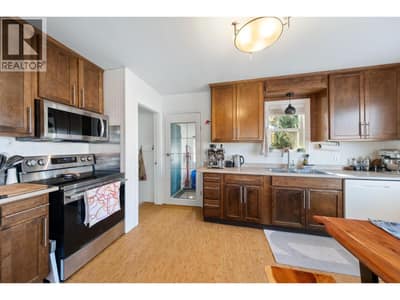 2202 42 Avenue, Vernon