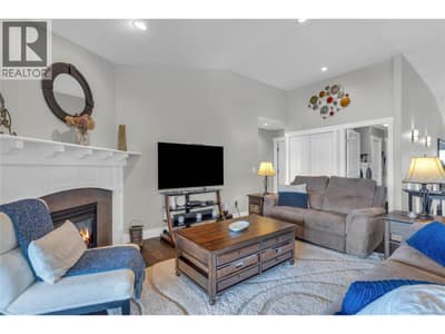 Large entertaining space
