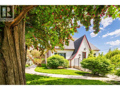 306 10th Avenue N, Creston