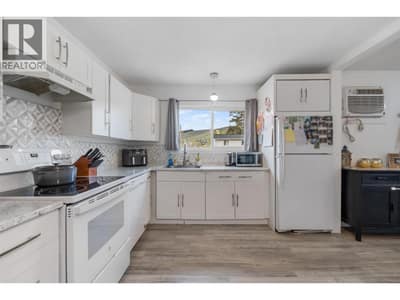 1801 42A Street, Vernon
